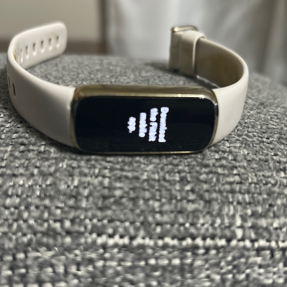 Fitbit Luxe